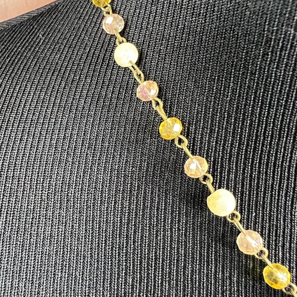 Melania Clara Necklace - Picture 4 of 6